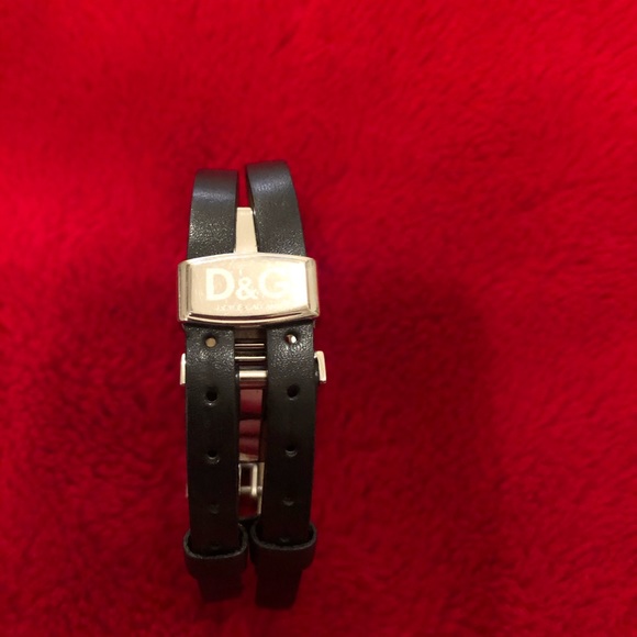 Dolce & Gabbana dual leather strap wrist watch (needs new battery)